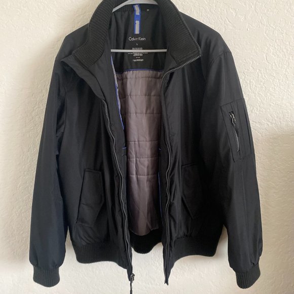 Calvin Klein Heavy Winter Jacket - Picture 2 of 6